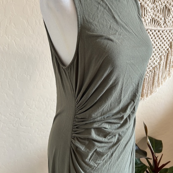 Tommy Bahama Green Ruched Midi Dress (M) - Picture 3 of 5